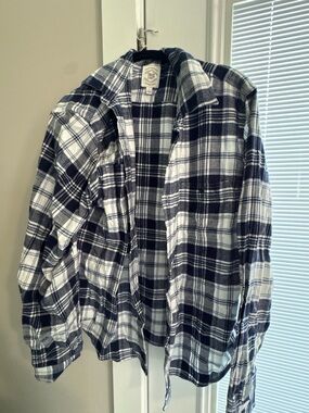 True Craft Black & White Plaid Button-Down Shirt
